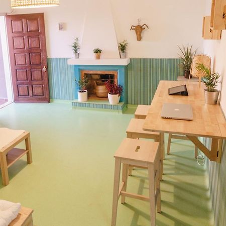 Hospedium Hostel Republica Surf House Ericeira Eksteriør billede